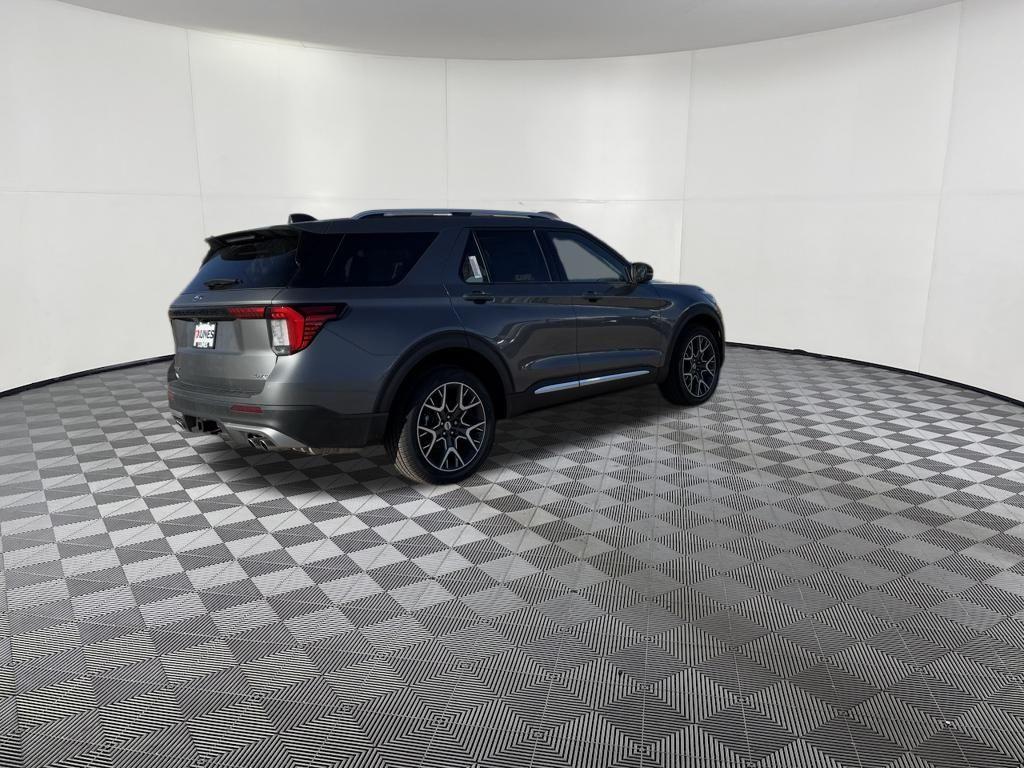 new 2025 Ford Explorer car, priced at $54,060