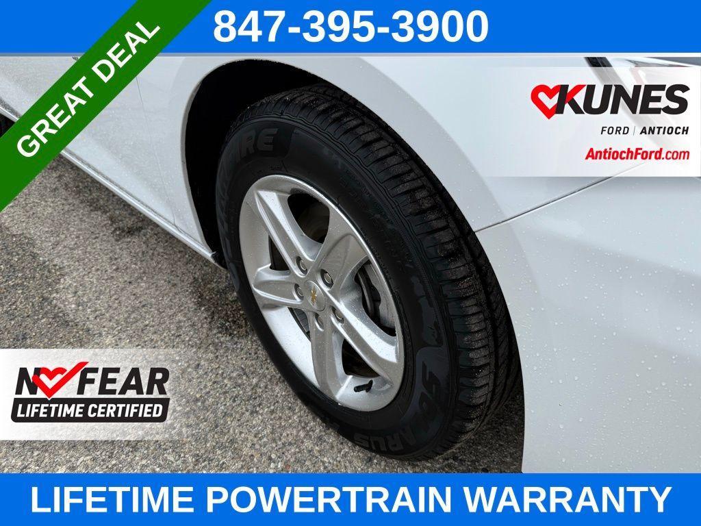 used 2023 Chevrolet Malibu car, priced at $16,999
