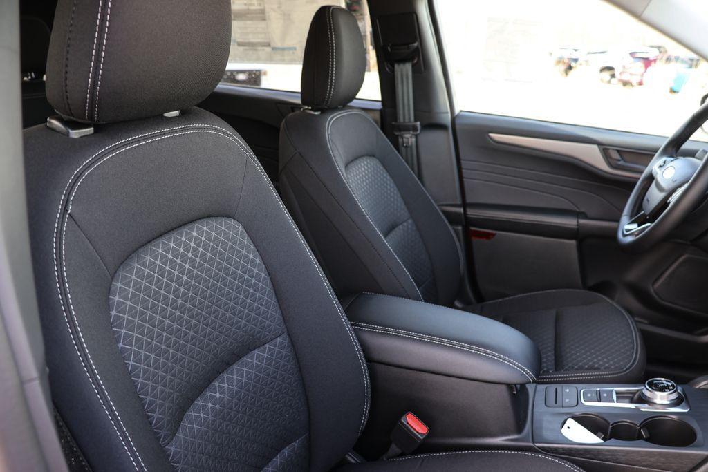 new 2025 Ford Escape car, priced at $28,625
