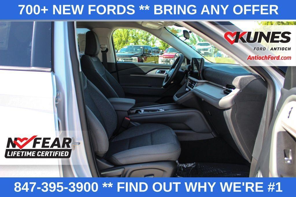 new 2025 Ford Explorer car, priced at $39,289