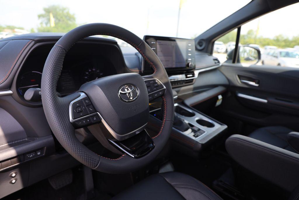 used 2023 Toyota Sienna car, priced at $75,996