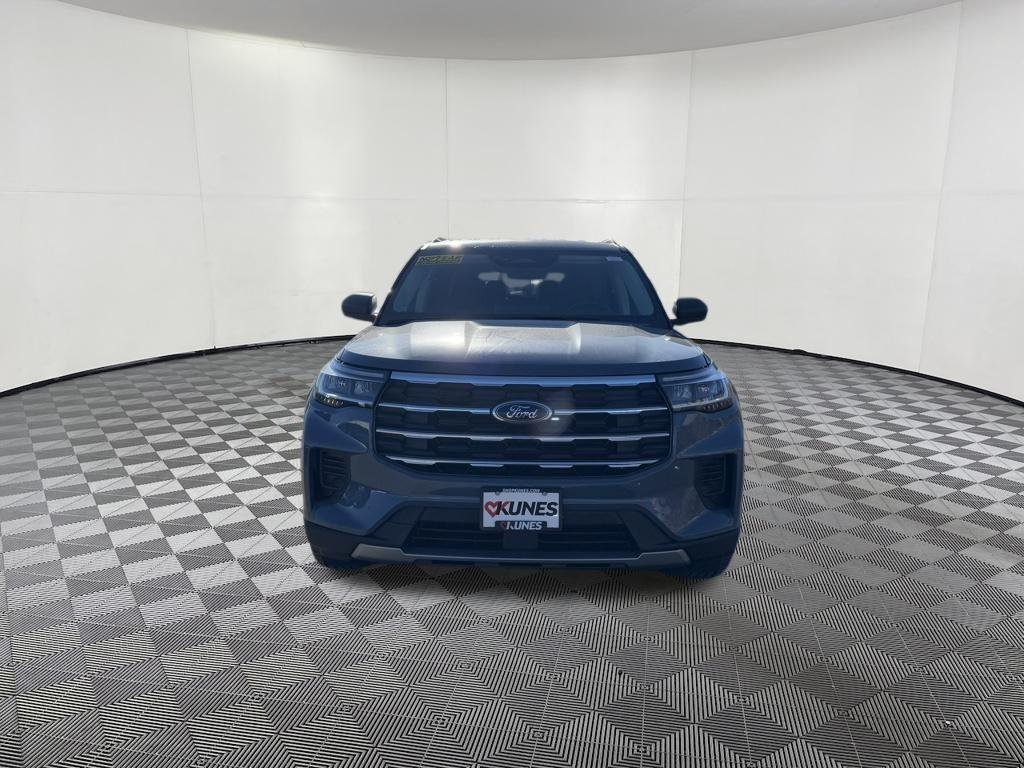 new 2025 Ford Explorer car, priced at $39,445