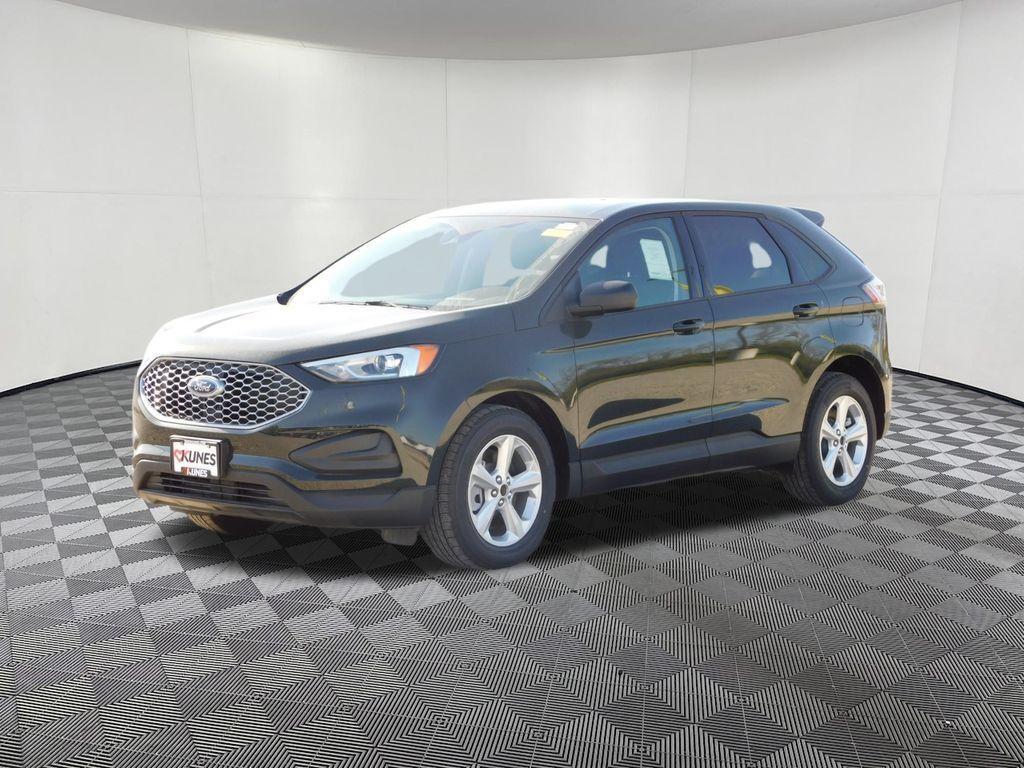 new 2024 Ford Edge car, priced at $31,499