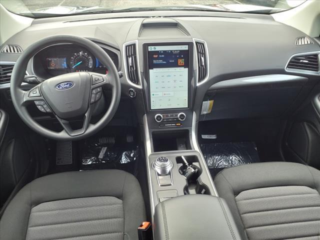 new 2024 Ford Edge car, priced at $35,593