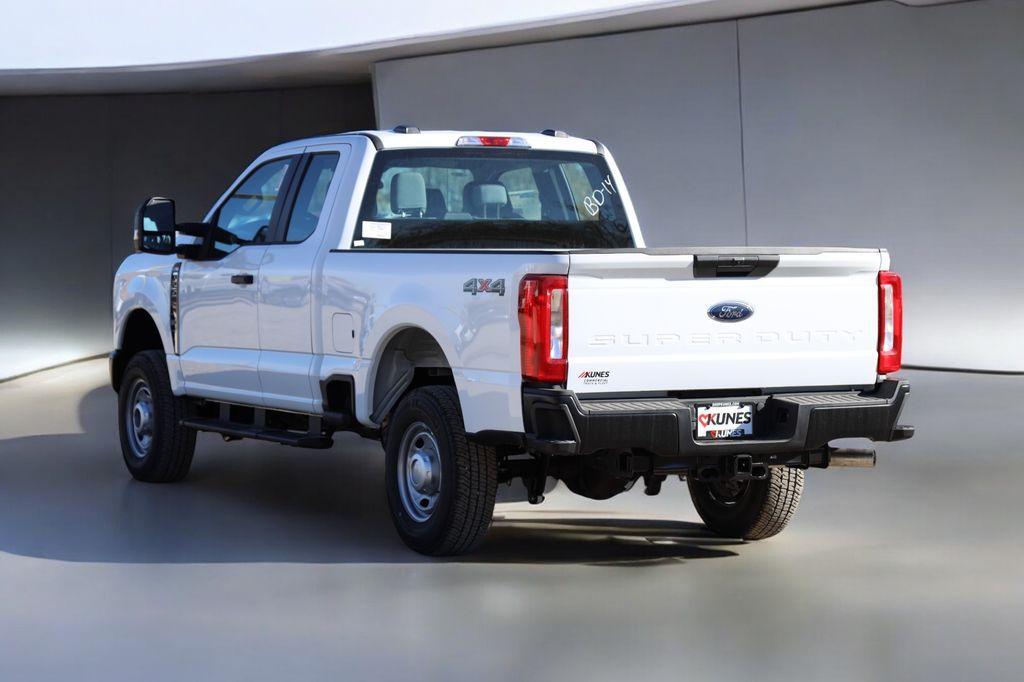 new 2024 Ford F-250 car, priced at $51,375