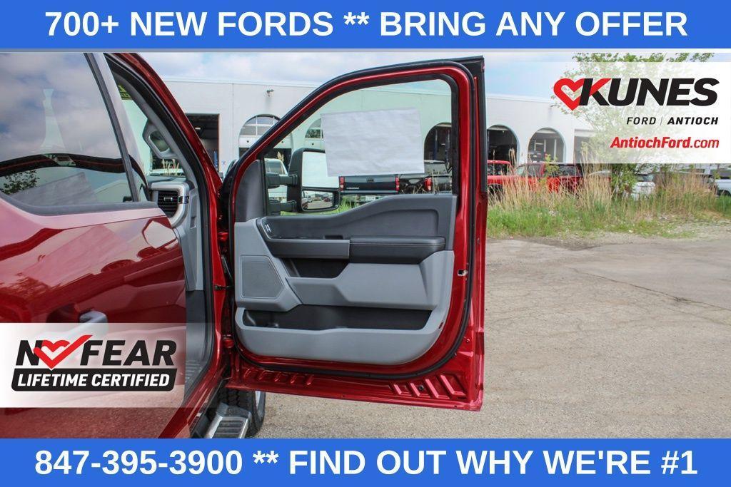 new 2025 Ford F-350 car, priced at $65,473