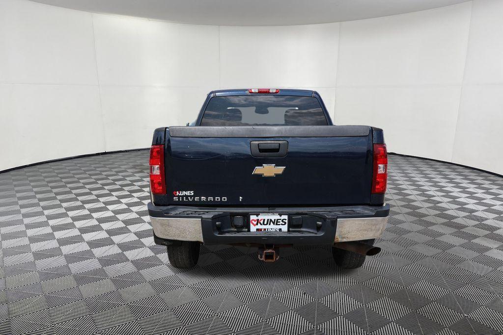 used 2007 Chevrolet Silverado 2500 car, priced at $9,995