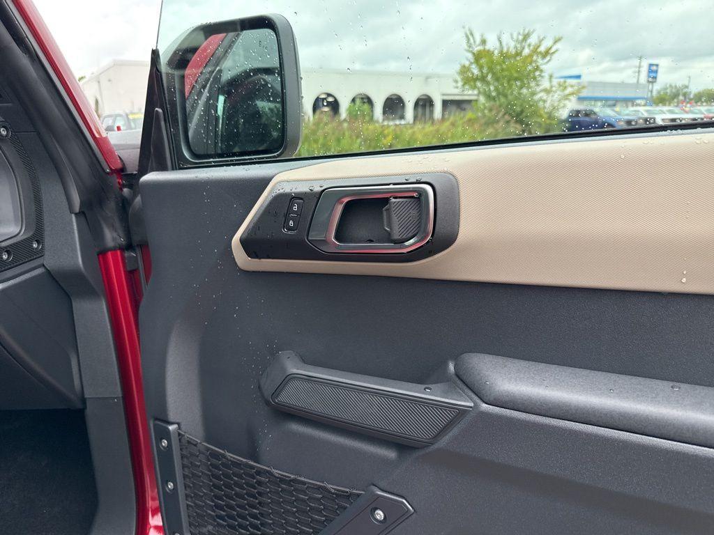 new 2025 Ford Bronco car, priced at $44,592
