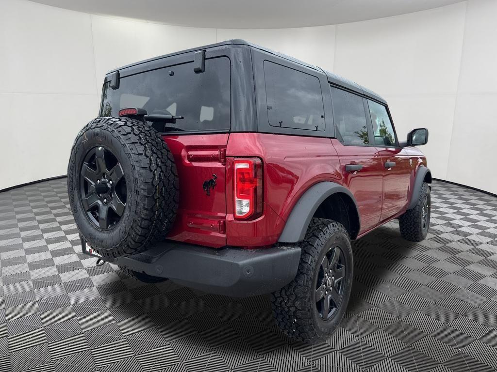 new 2025 Ford Bronco car, priced at $44,592