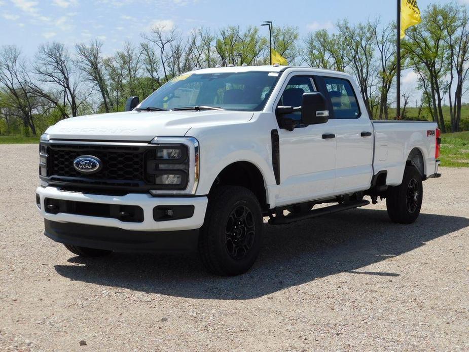 new 2024 Ford F-250 car, priced at $61,740