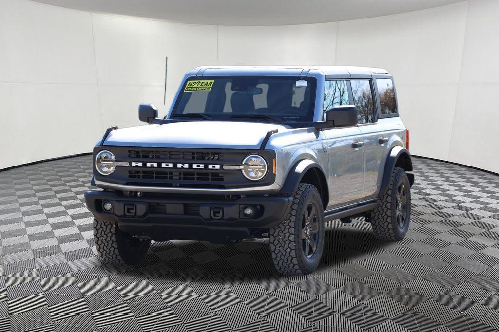 new 2024 Ford Bronco car, priced at $48,050