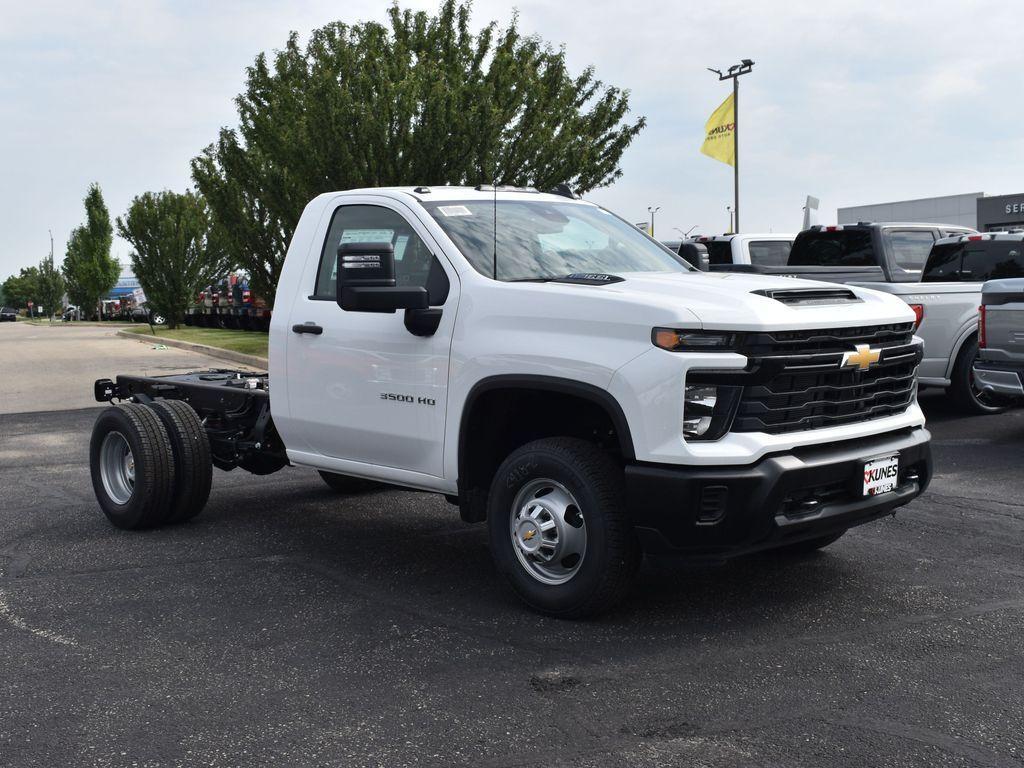 used 2024 Chevrolet Silverado 3500 car, priced at $66,953