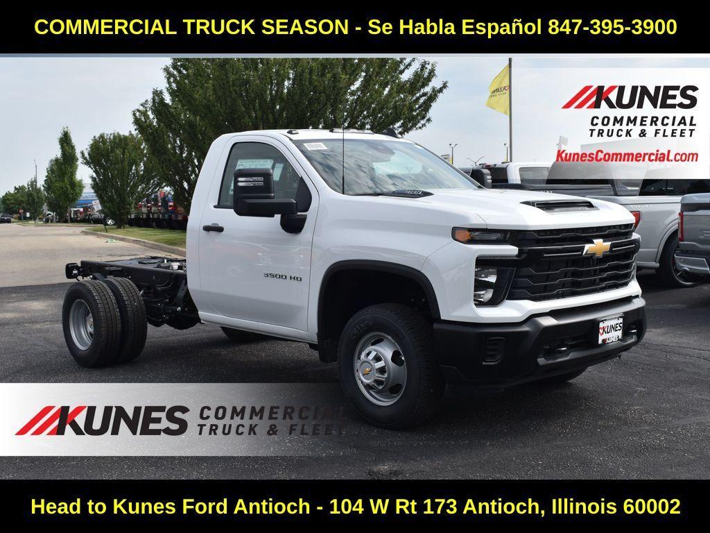 used 2024 Chevrolet Silverado 3500 car, priced at $67,136