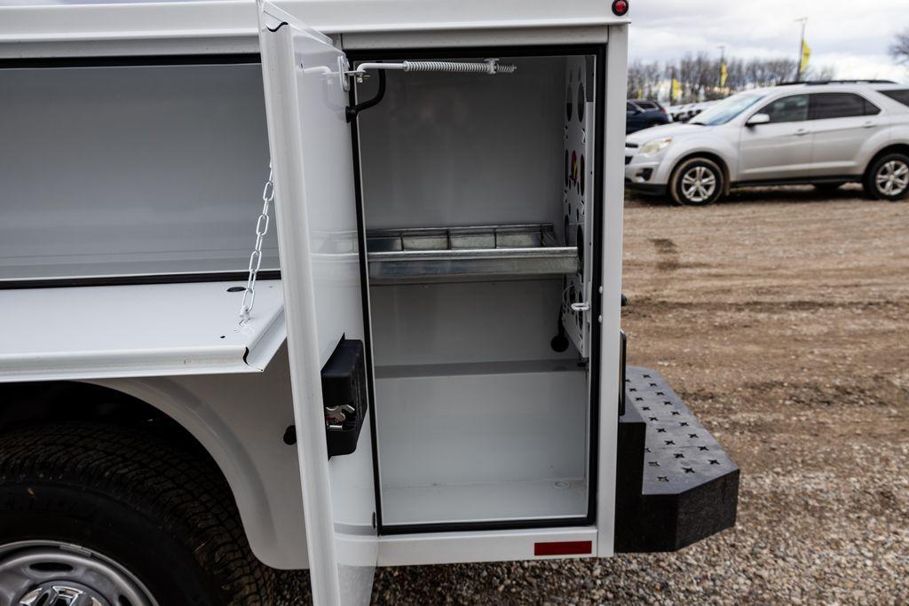 new 2024 Ford F-250 car, priced at $75,129