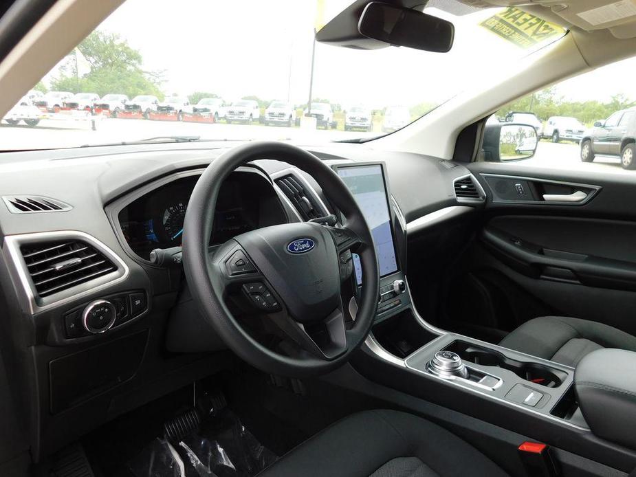 new 2024 Ford Edge car, priced at $35,999