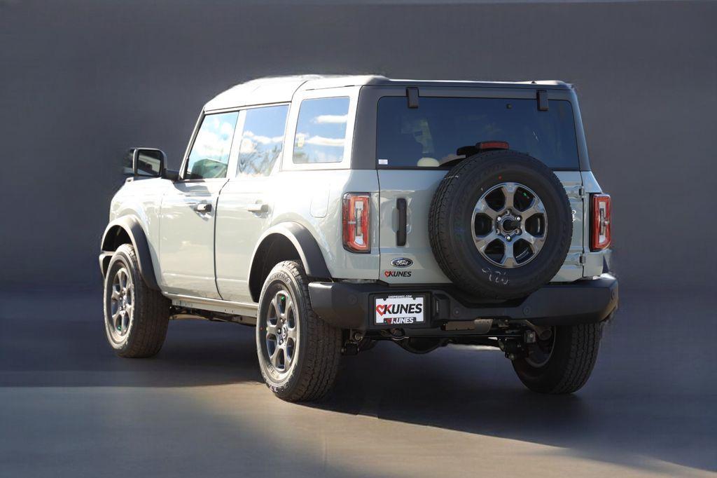 new 2024 Ford Bronco car, priced at $48,485