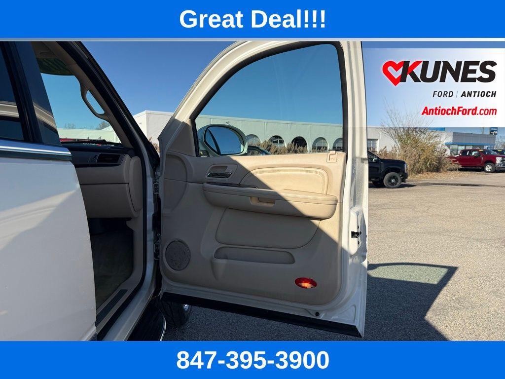 used 2007 Cadillac Escalade car, priced at $9,494