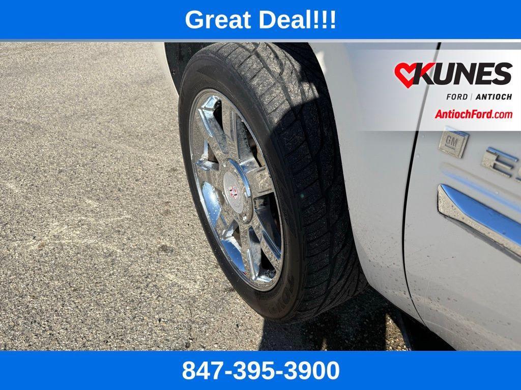 used 2007 Cadillac Escalade car, priced at $9,494