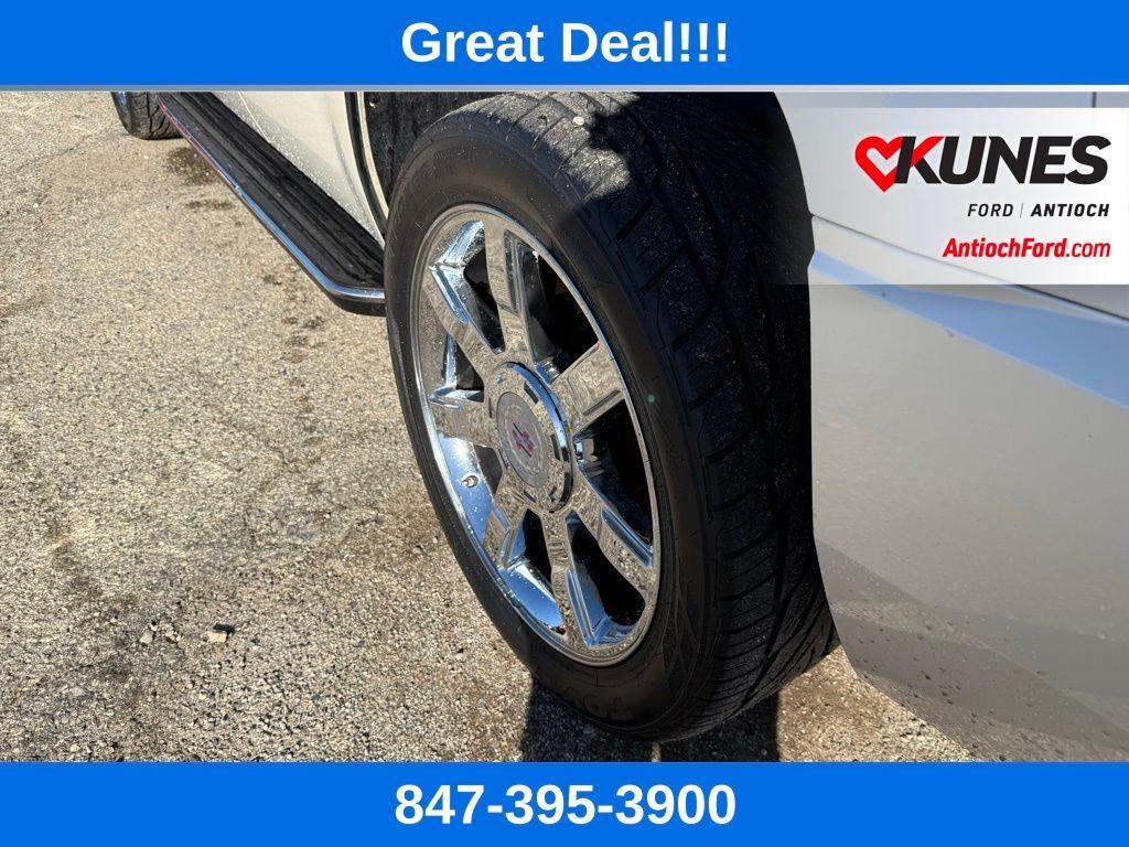 used 2007 Cadillac Escalade car, priced at $9,494