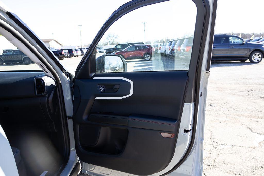 new 2024 Ford Bronco Sport car, priced at $32,915