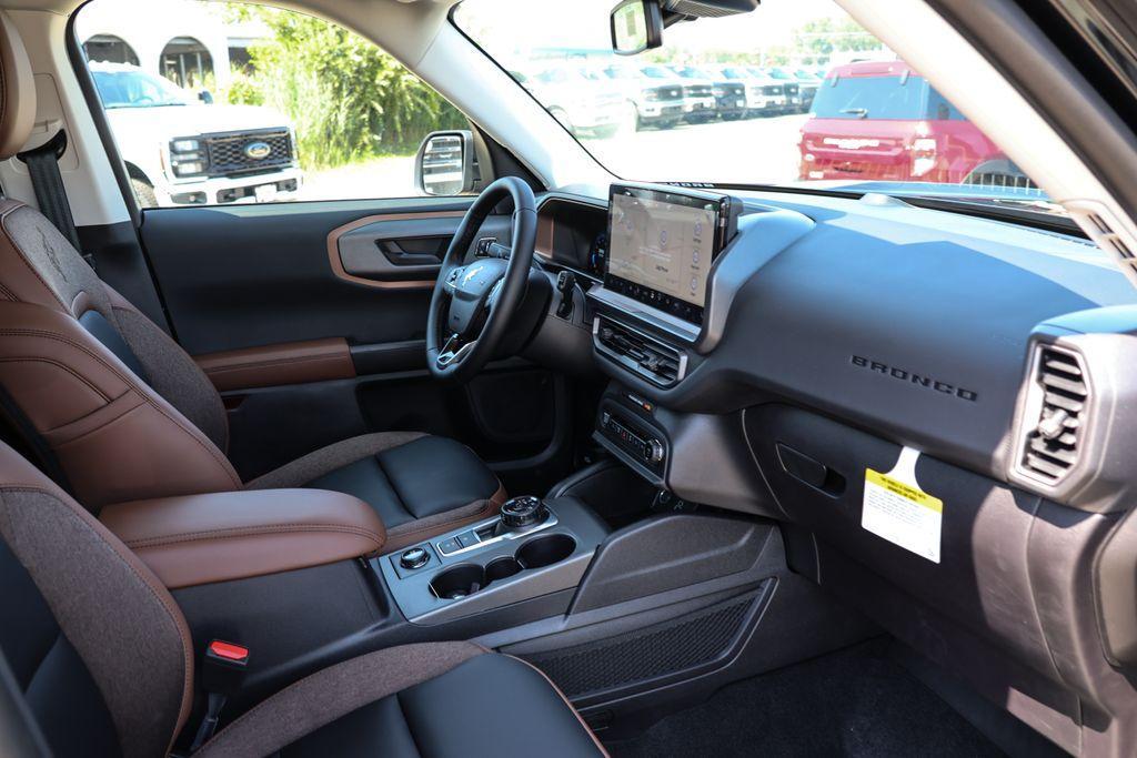 new 2025 Ford Bronco Sport car, priced at $34,585