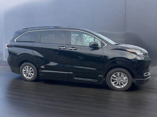 used 2023 Toyota Sienna car, priced at $76,294