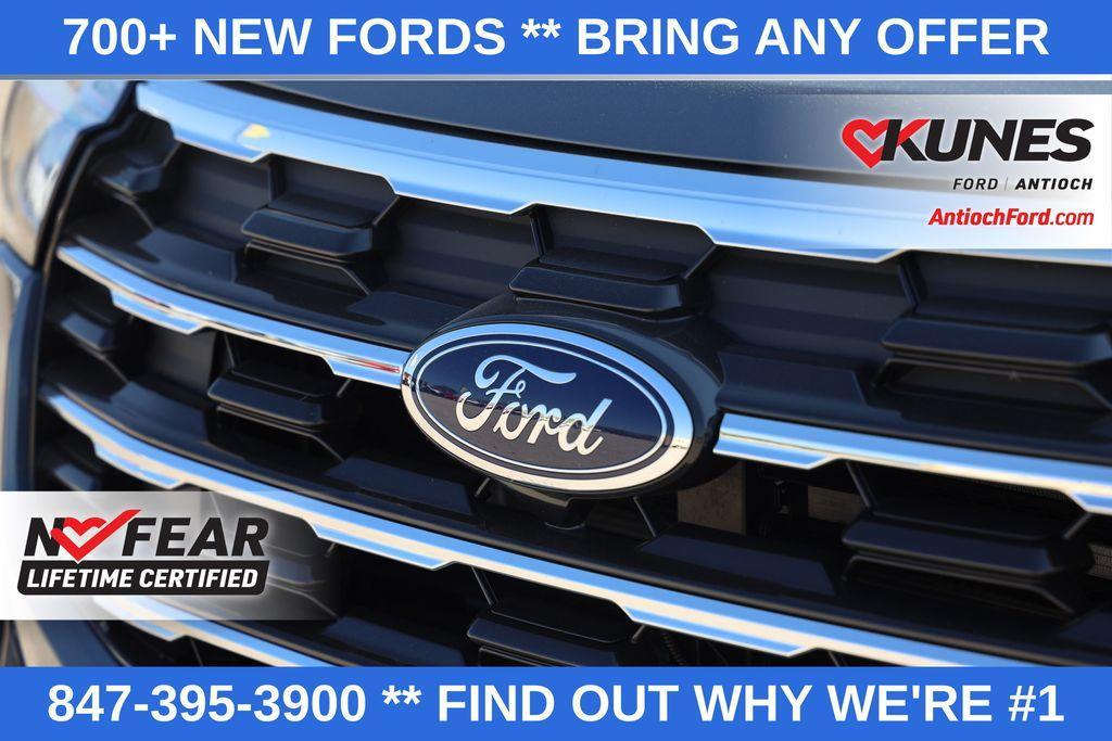 new 2025 Ford Explorer car, priced at $42,721