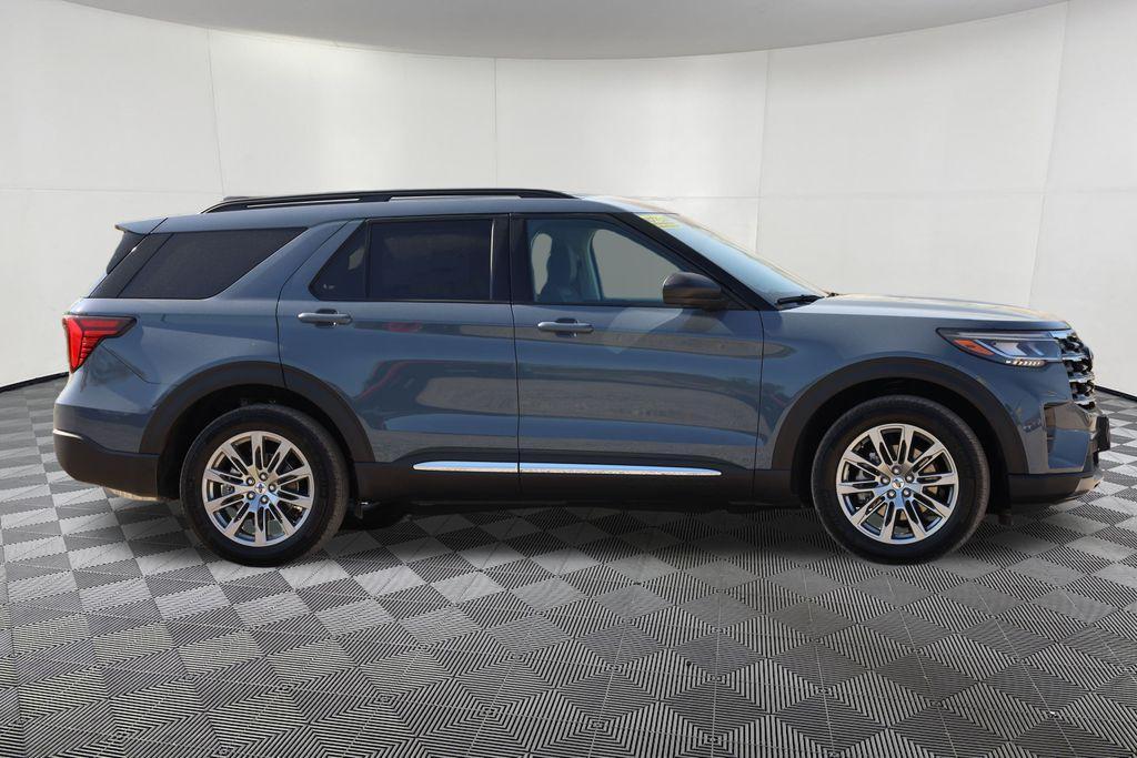 new 2025 Ford Explorer car, priced at $48,425