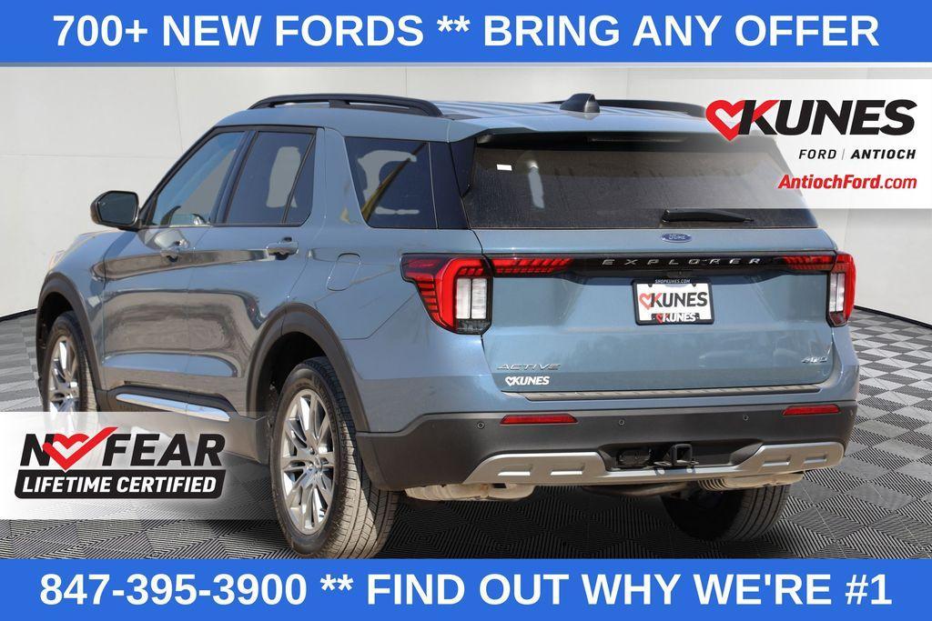 new 2025 Ford Explorer car, priced at $42,721