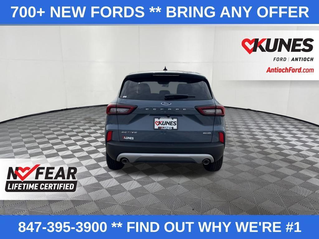 new 2025 Ford Escape car, priced at $29,495