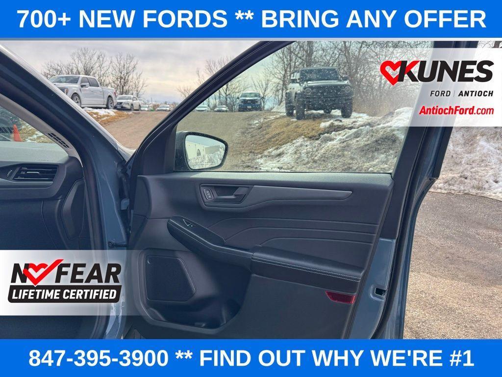 new 2025 Ford Escape car, priced at $29,495