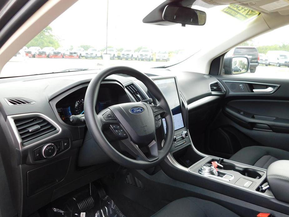 new 2024 Ford Edge car, priced at $31,981