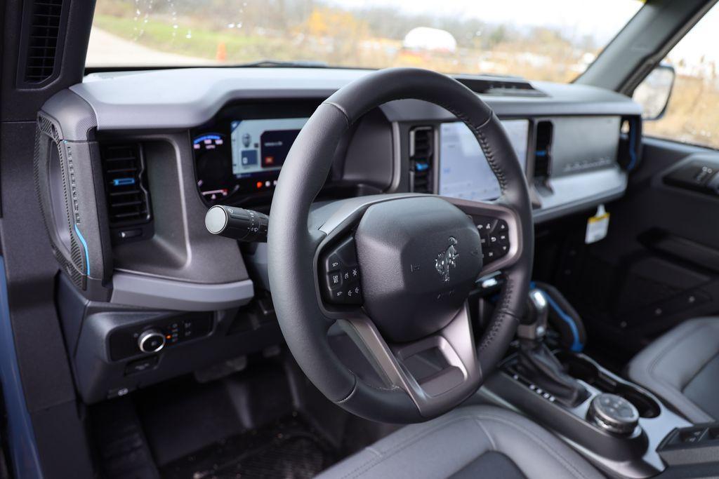 new 2024 Ford Bronco car, priced at $48,925