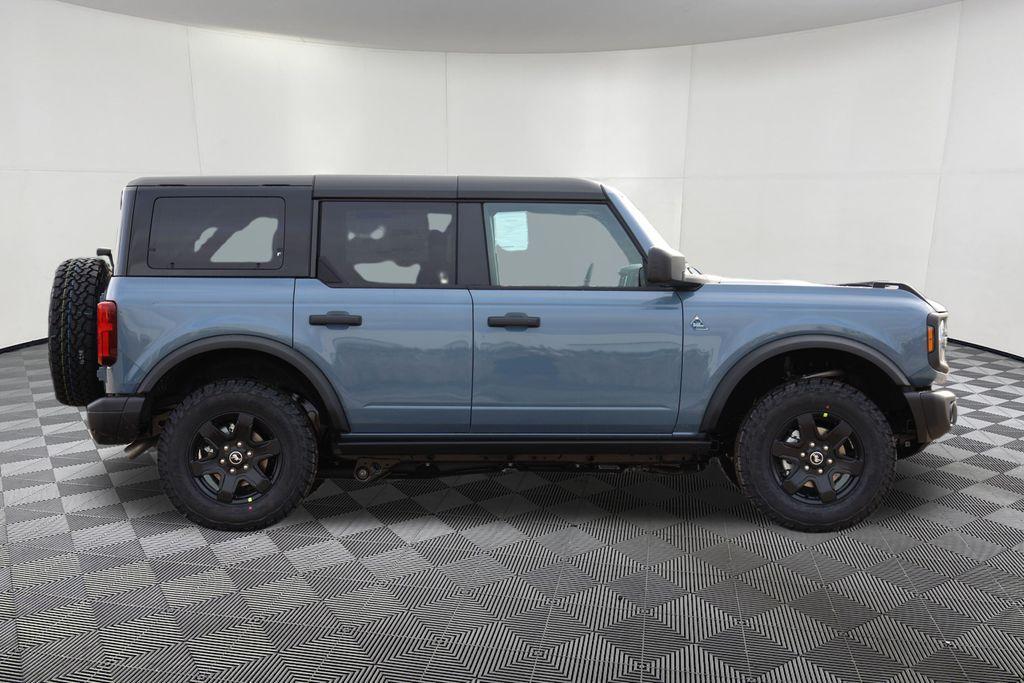 new 2024 Ford Bronco car, priced at $48,925