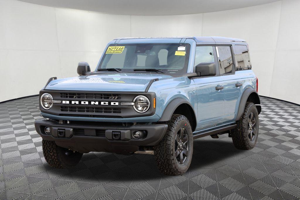 new 2024 Ford Bronco car, priced at $48,925