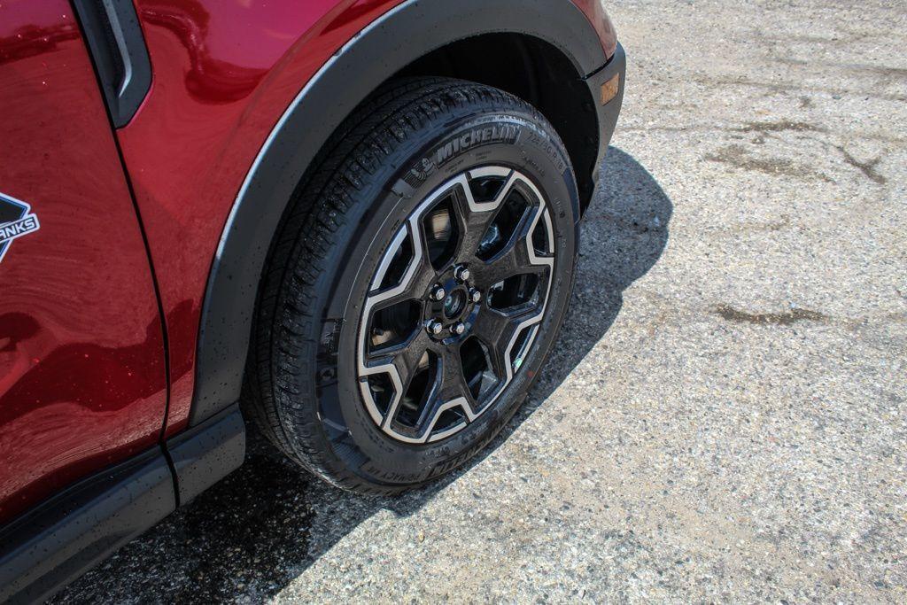 new 2025 Ford Bronco Sport car, priced at $33,273