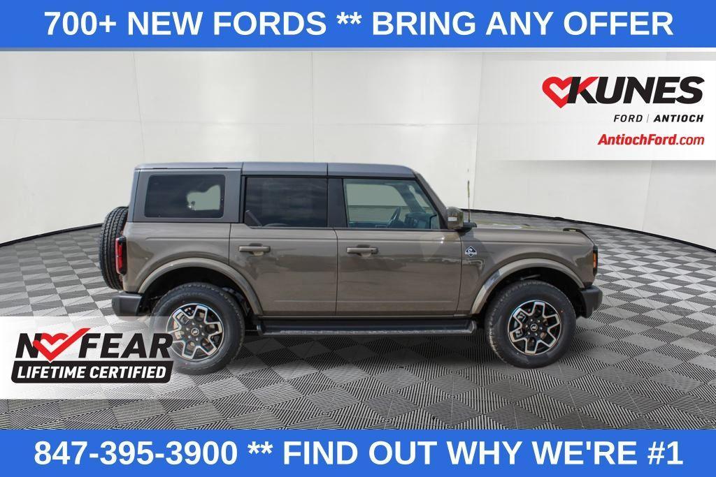 new 2025 Ford Bronco car, priced at $51,576