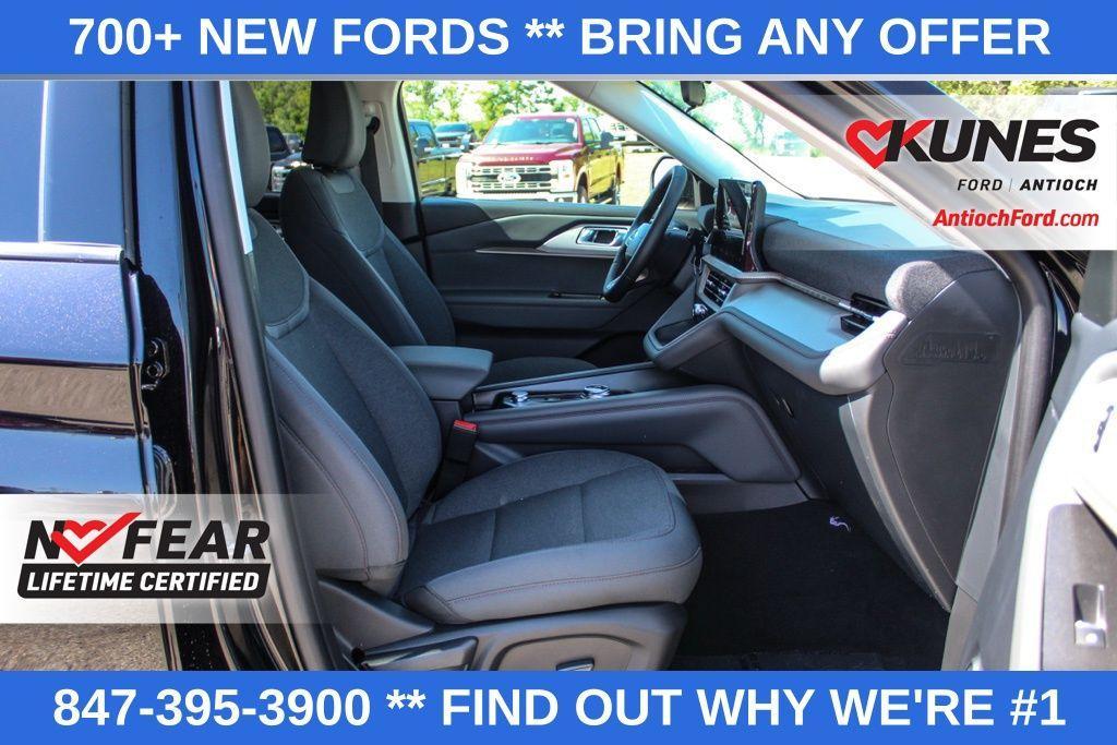 new 2025 Ford Explorer car, priced at $39,289