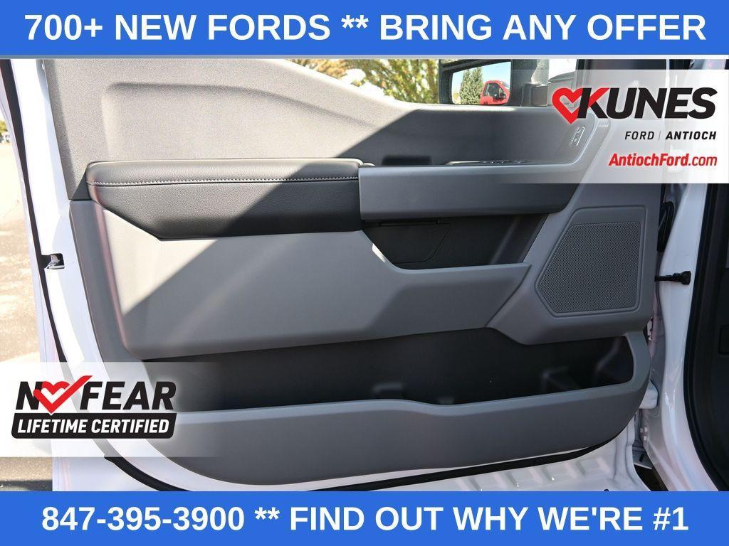 new 2024 Ford F-350 car, priced at $66,995