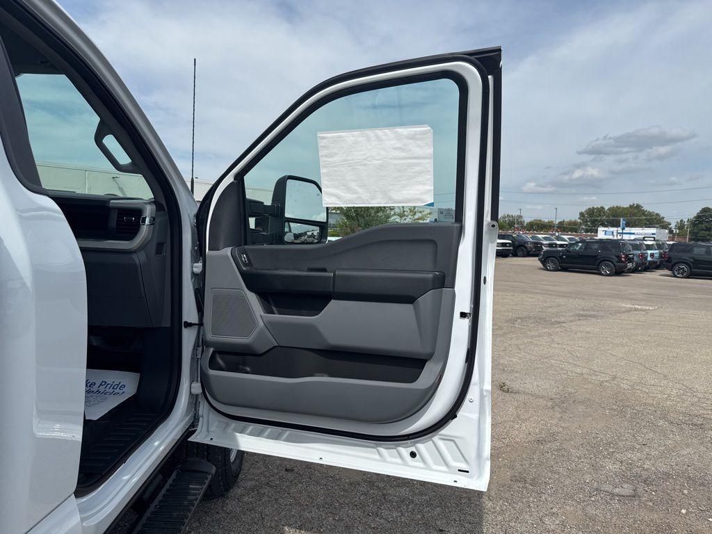 new 2026 Ford F-350 car, priced at $68,621