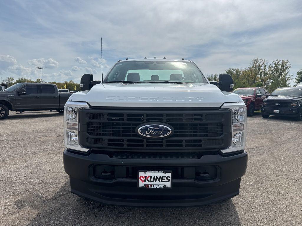 new 2026 Ford F-350 car, priced at $68,621