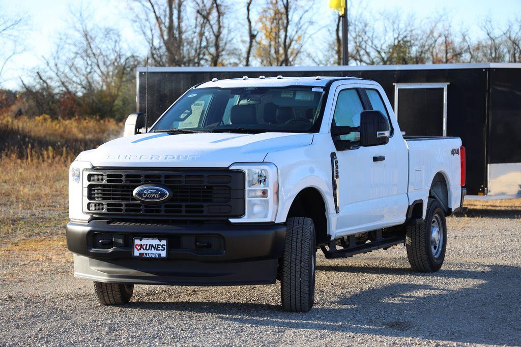 new 2024 Ford F-350 car, priced at $52,200