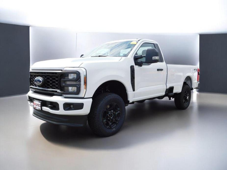 new 2024 Ford F-350 car, priced at $48,885