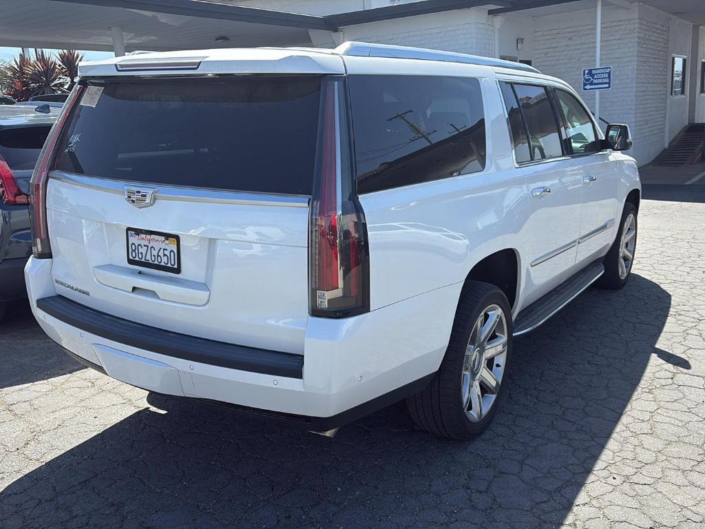 used 2019 Cadillac Escalade ESV car, priced at $33,980