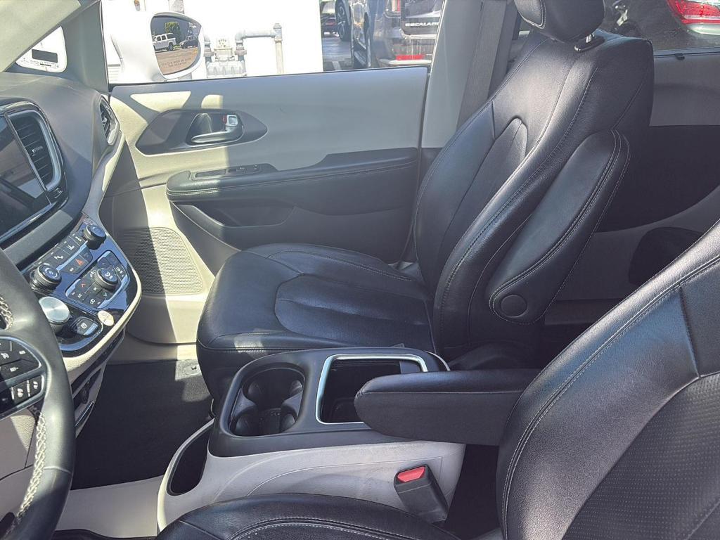 used 2022 Chrysler Pacifica car, priced at $17,630