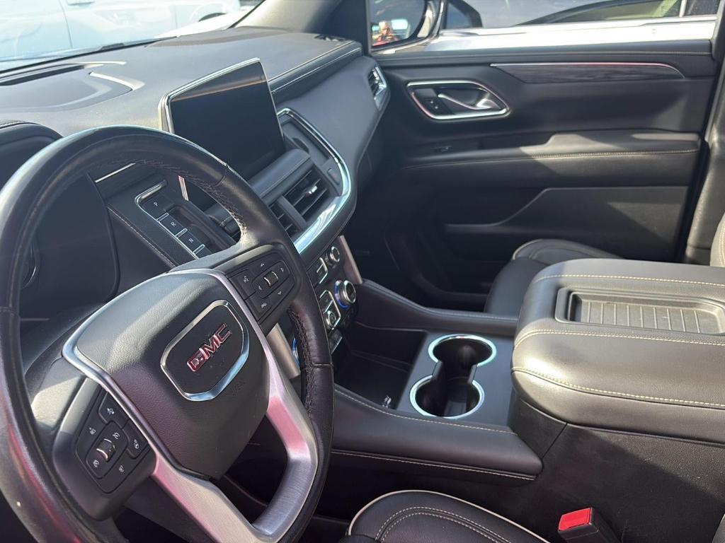 used 2022 GMC Yukon car, priced at $43,982