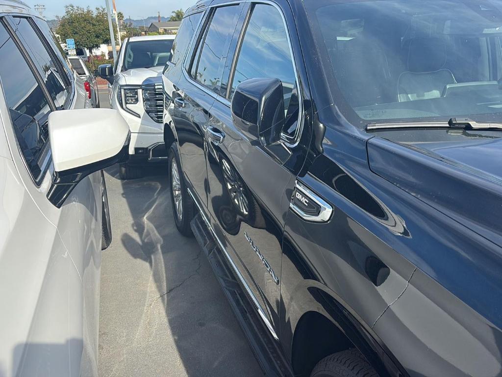 used 2022 GMC Yukon car, priced at $43,982