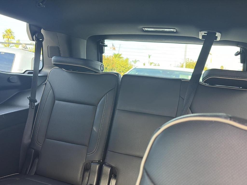 used 2022 GMC Yukon car, priced at $43,982