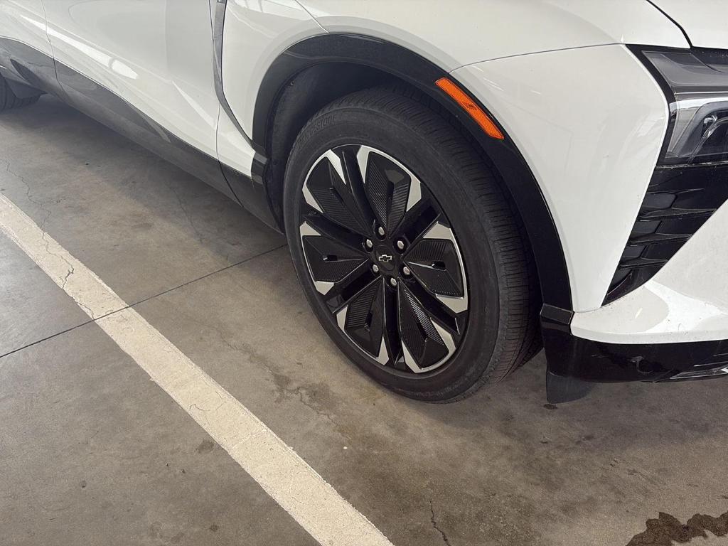 used 2024 Chevrolet Blazer EV car, priced at $32,980