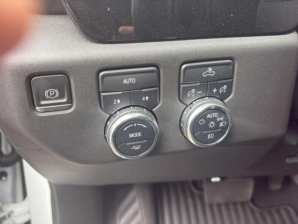 used 2023 GMC Sierra 1500 car, priced at $35,980